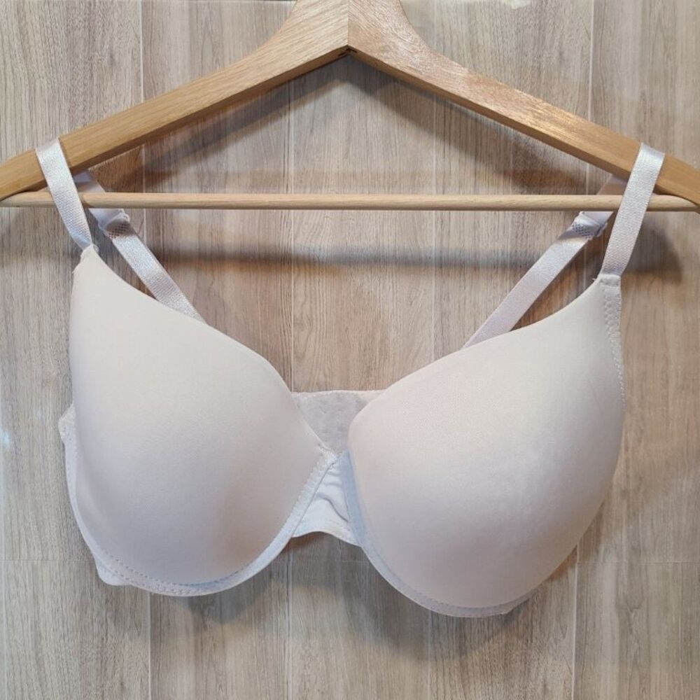 Body Embrace White Thinly Padded Underwire T-Shirt Bra Size 36D